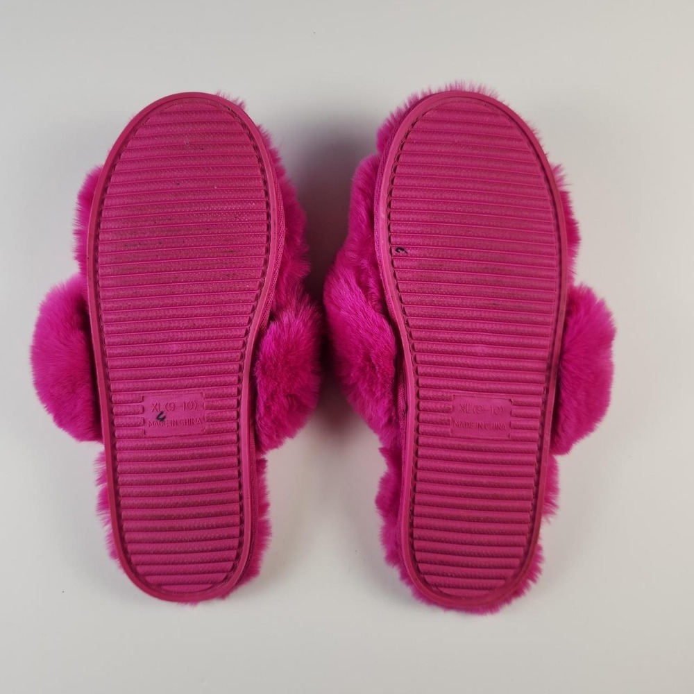 Jessica Simpson Pink Fuzzy Slippers Women's Size 9-10 - Picture 5 of 8